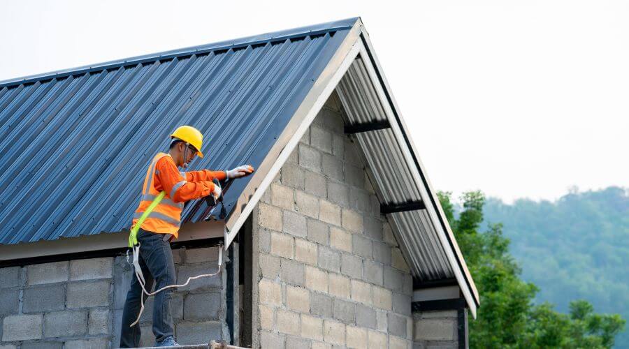Professional gutter cleaning in Wooster, OH